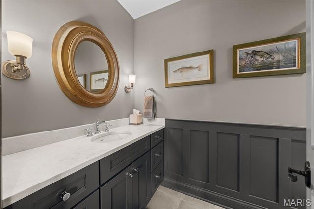 10144 Winding Ridge Road, Ladue, MO 63124