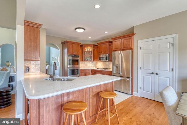 830 SAWGRASS LN, Mechanicsburg, PA 17050