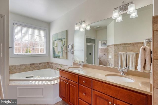 830 SAWGRASS LN, Mechanicsburg, PA 17050
