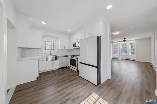 540 Hawthorne Avenue, Newark, NJ 07112