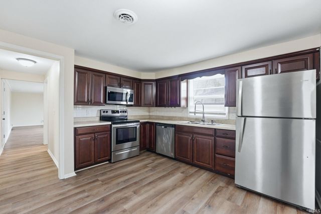 5120 Daffodil Drive, Fort Wayne, IN 46804