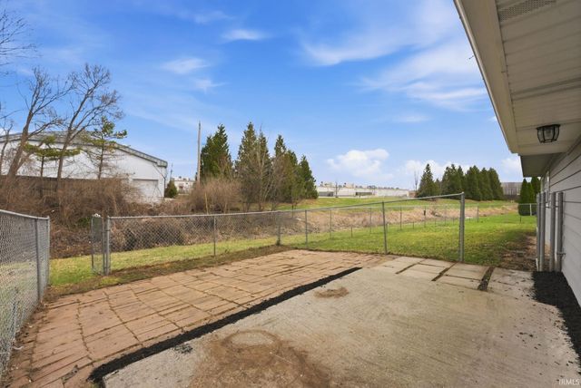 5120 Daffodil Drive, Fort Wayne, IN 46804