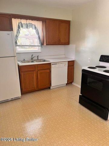 610 Marquette Dr, Louisville, KY 40222