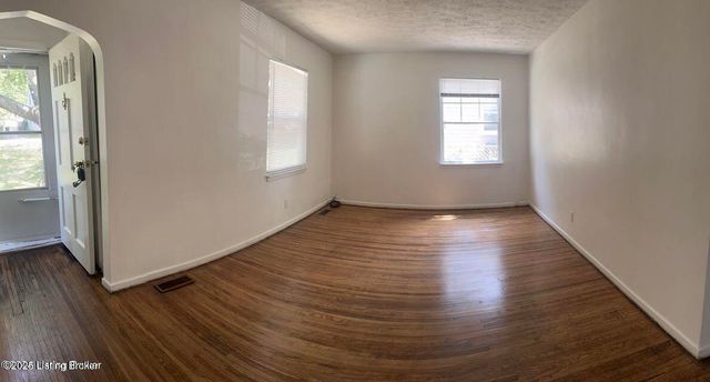 610 Marquette Dr, Louisville, KY 40222