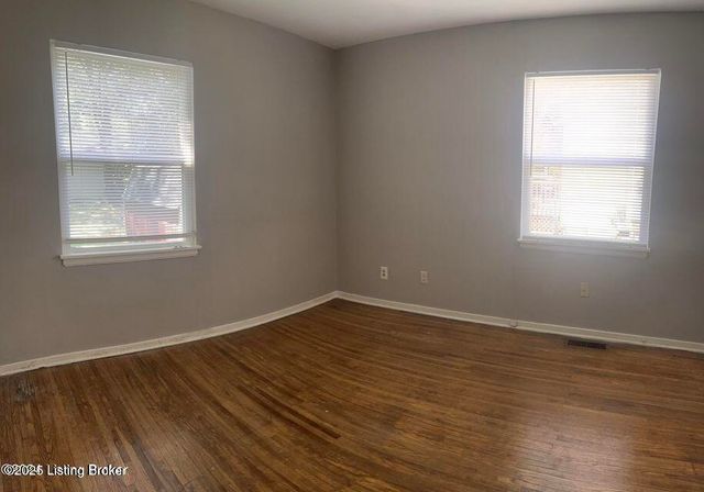 610 Marquette Dr, Louisville, KY 40222