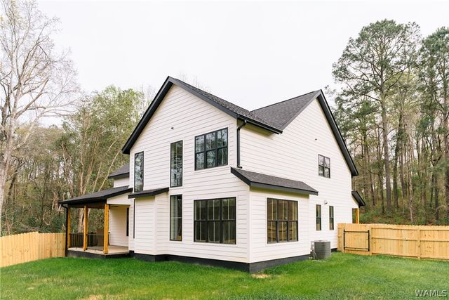 5426 Summerfield E, Tuscaloosa, AL 35404