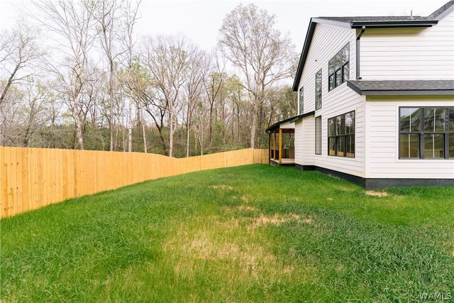 5426 Summerfield E, Tuscaloosa, AL 35404