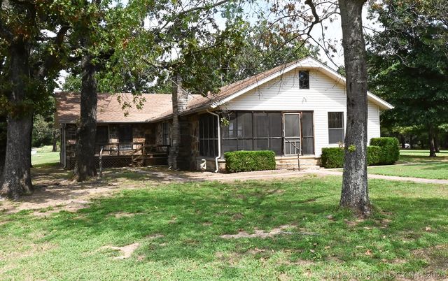 104001 S 4480 Road, Vian, OK 74962