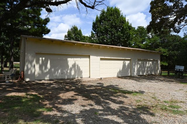 104001 S 4480 Road, Vian, OK 74962