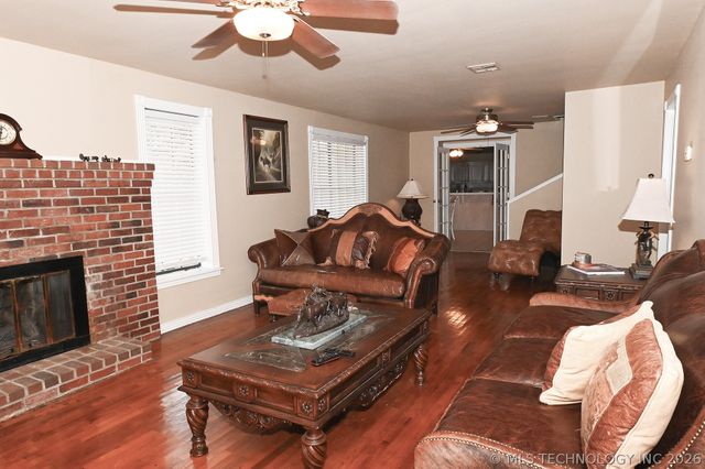 104001 S 4480 Road, Vian, OK 74962