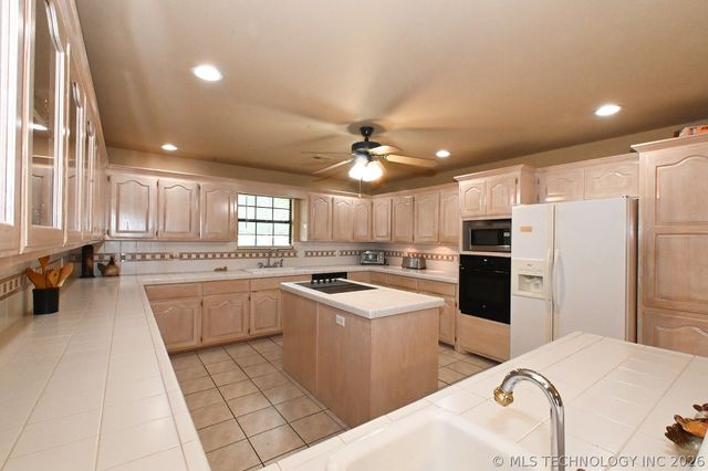 104001 S 4480 Road, Vian, OK 74962