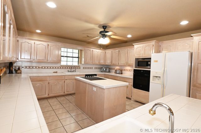 104001 S 4480 Road, Vian, OK 74962