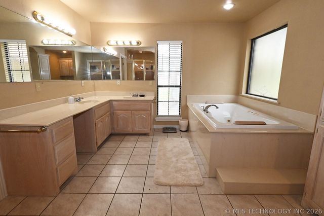 104001 S 4480 Road, Vian, OK 74962