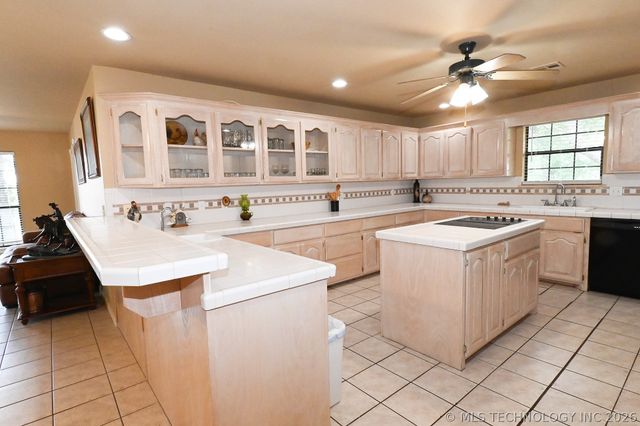 104001 S 4480 Road, Vian, OK 74962