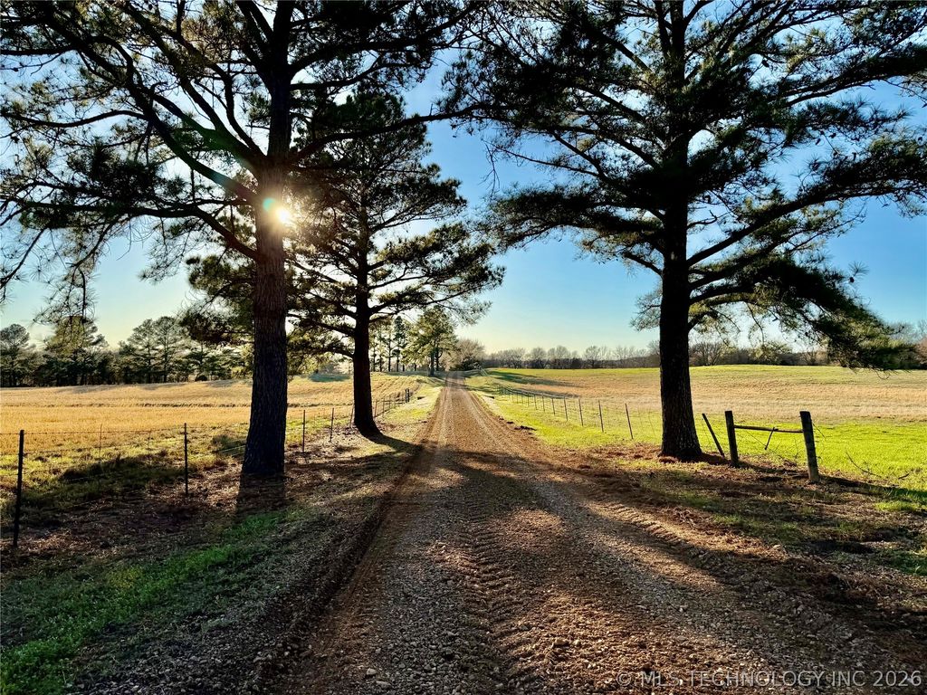 104001 S 4480 Road, Vian, OK 74962