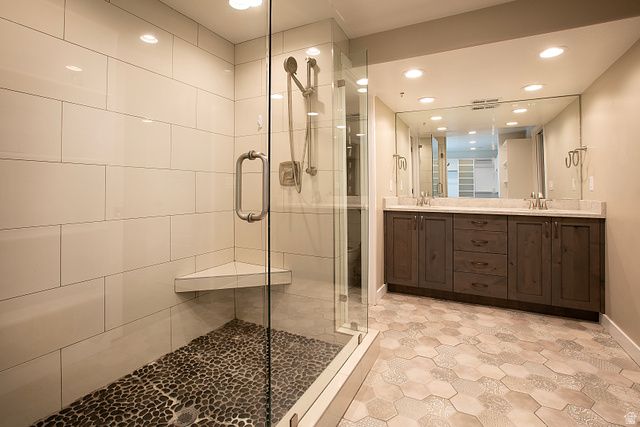 1203 E ROMA DR, Fruit Heights, UT 84037