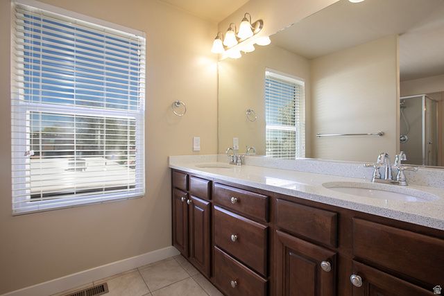 1203 E ROMA DR, Fruit Heights, UT 84037