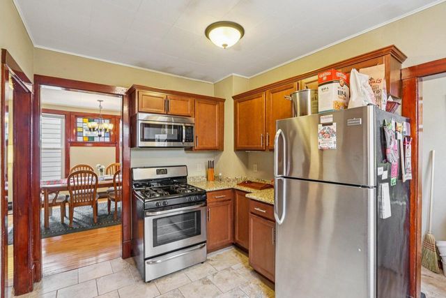 1634 S 80th STREET, West Allis, WI 53214