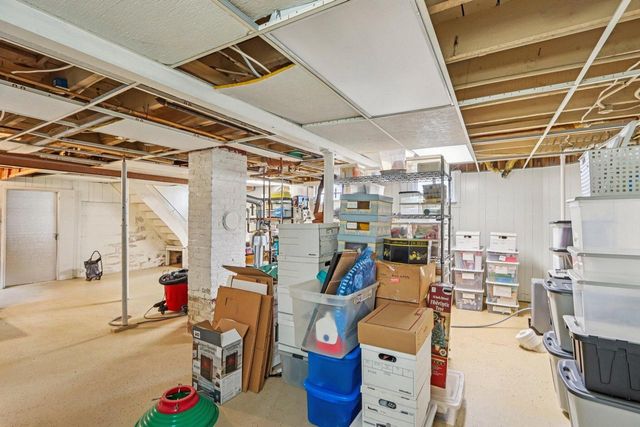 1634 S 80th STREET, West Allis, WI 53214