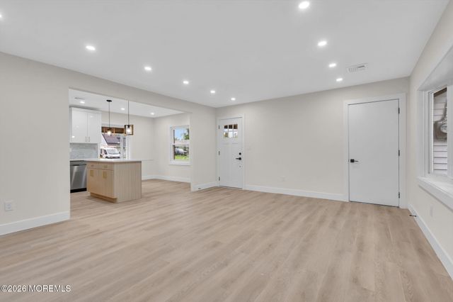 20 Blackwell Lane, Willingboro, NJ 08046