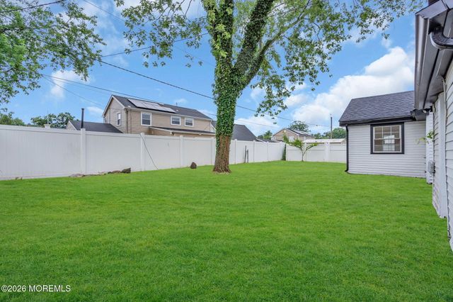 20 Blackwell Lane, Willingboro, NJ 08046