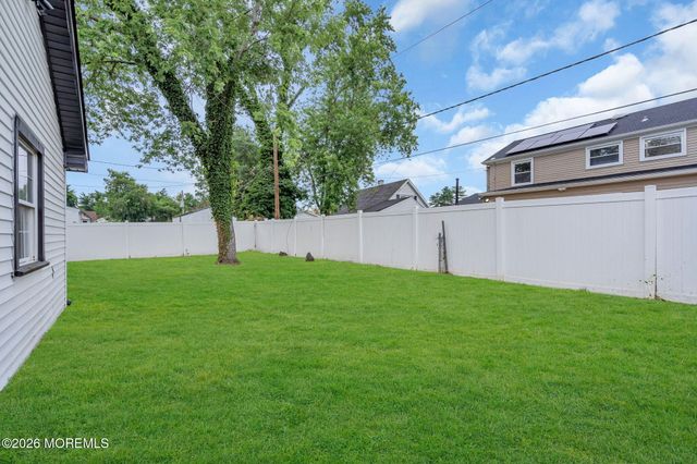 20 Blackwell Lane, Willingboro, NJ 08046