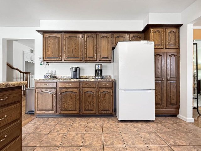 N570 W FAIRLAND CIRCLE, Menominee, MI 49858