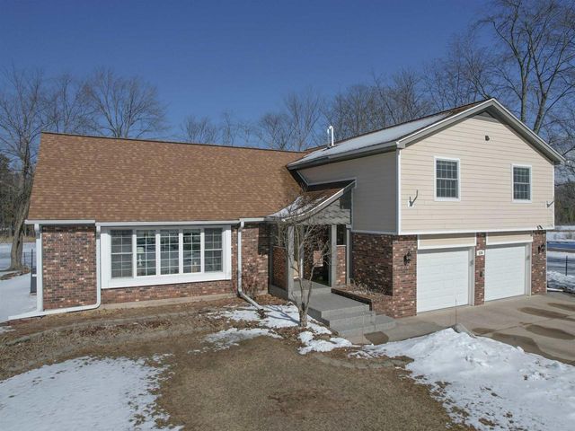 N570 W FAIRLAND CIRCLE, Menominee, MI 49858