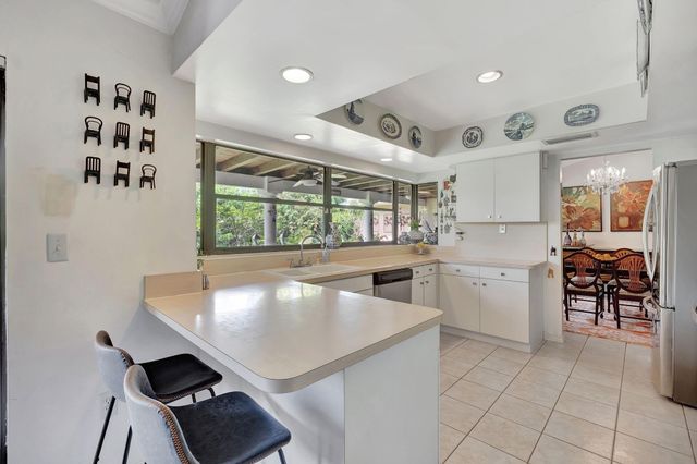11605 SW 100th Ter, Miami, FL 33176