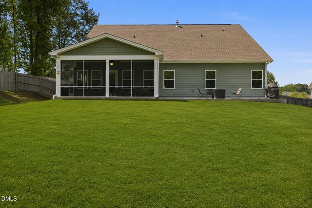 3912 Mendenhall Drive, Zebulon, NC 27597