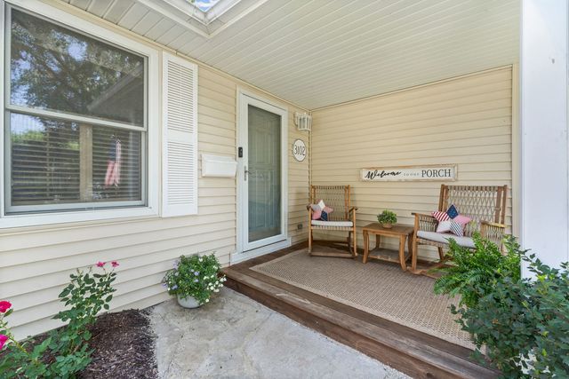 3102 Swallow Lane, Rolling Meadows, IL 60008