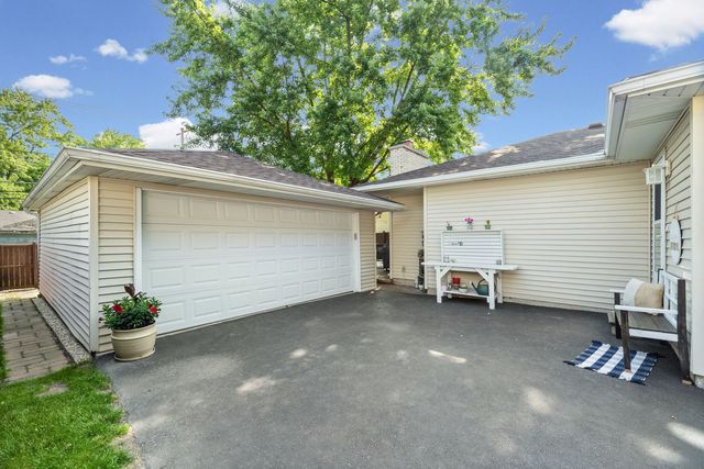 3102 Swallow Lane, Rolling Meadows, IL 60008