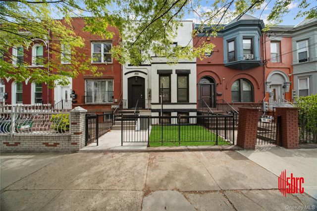 405 Miller Avenue, Brooklyn, NY 11207