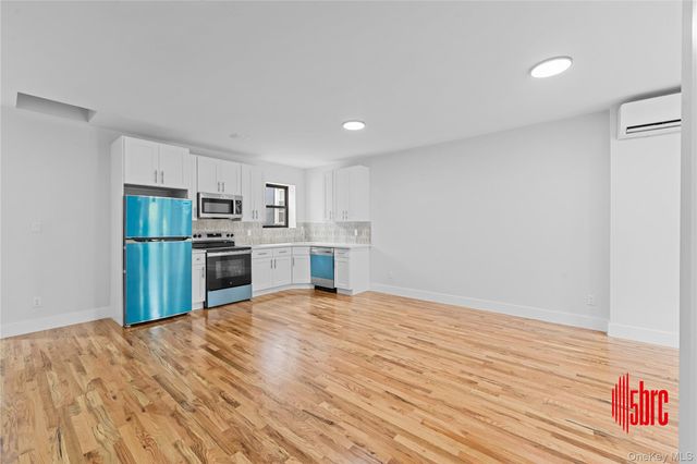 405 Miller Avenue, Brooklyn, NY 11207