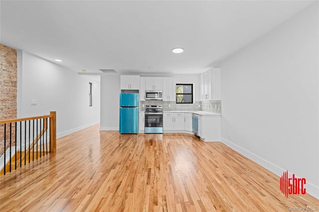 405 Miller Avenue, Brooklyn, NY 11207
