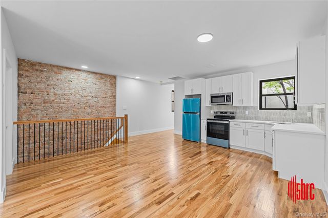 405 Miller Avenue, Brooklyn, NY 11207