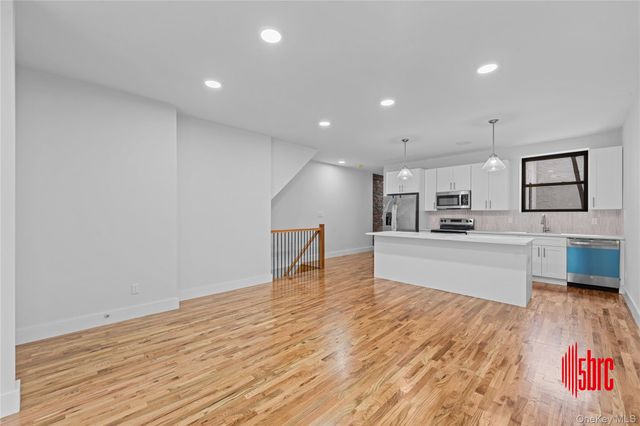 405 Miller Avenue, Brooklyn, NY 11207