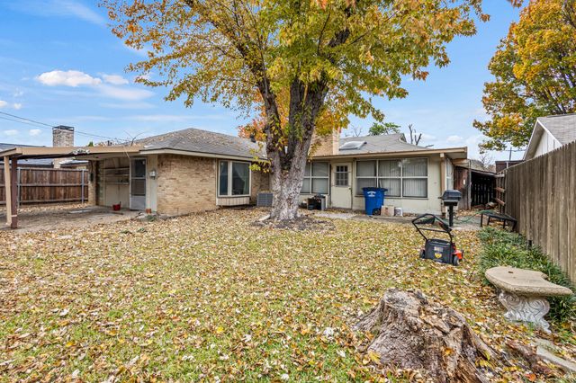 3045 Lockmoor Lane, Dallas, TX 75220