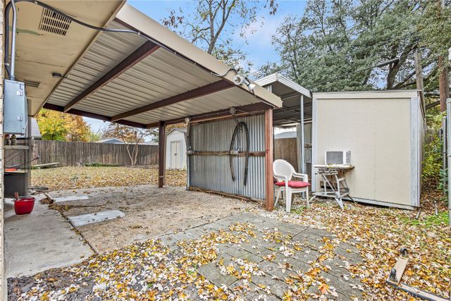 3045 Lockmoor Lane, Dallas, TX 75220