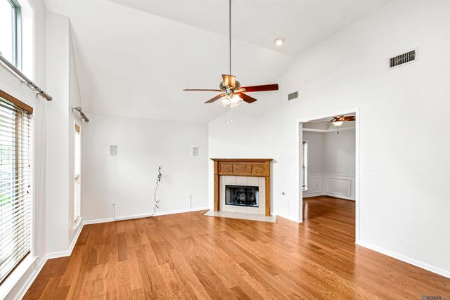 37030 Cobblestone Ave, Geismar, LA 70734