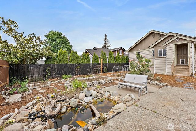 2123 7th Street, Bremerton, WA 98312