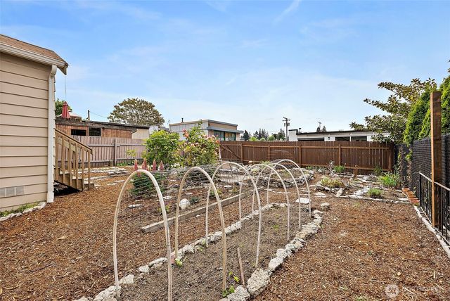 2123 7th Street, Bremerton, WA 98312