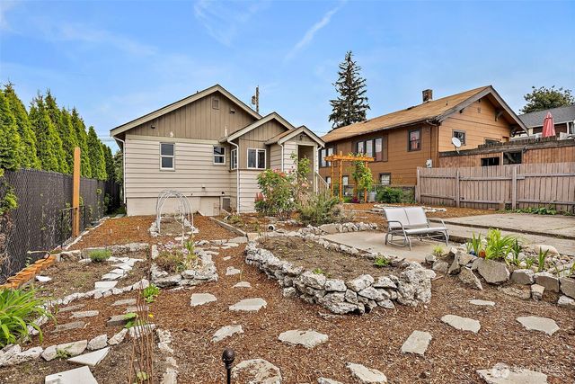 2123 7th Street, Bremerton, WA 98312