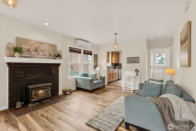 2123 7th Street, Bremerton, WA 98312