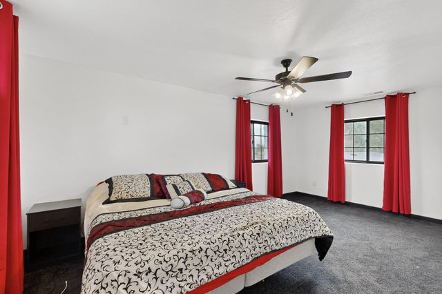 11 El Cerro Road, Los Lunas, NM 87031