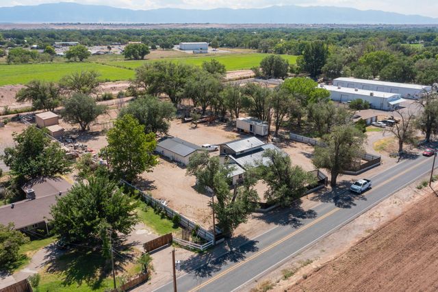 11 El Cerro Road, Los Lunas, NM 87031