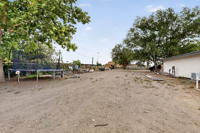 11 El Cerro Road, Los Lunas, NM 87031