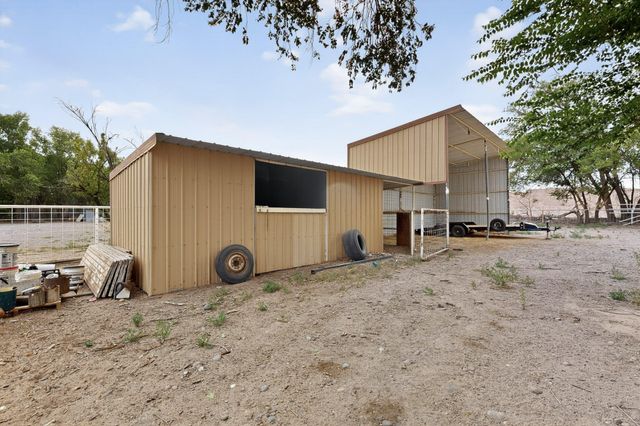 11 El Cerro Road, Los Lunas, NM 87031