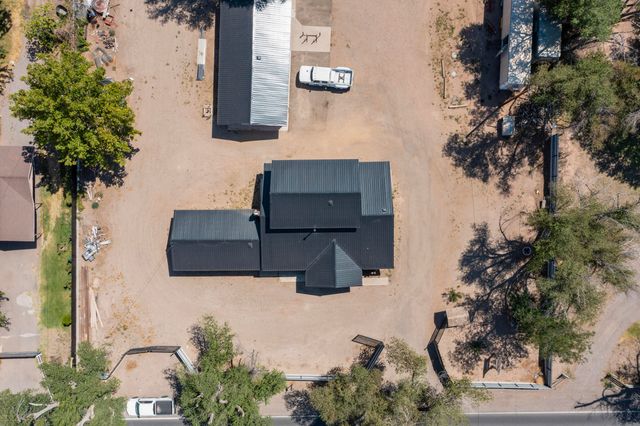 11 El Cerro Road, Los Lunas, NM 87031