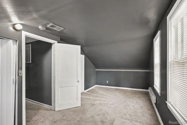 21716 LAKEVIEW Street, St. Clair Shores, MI 48080
